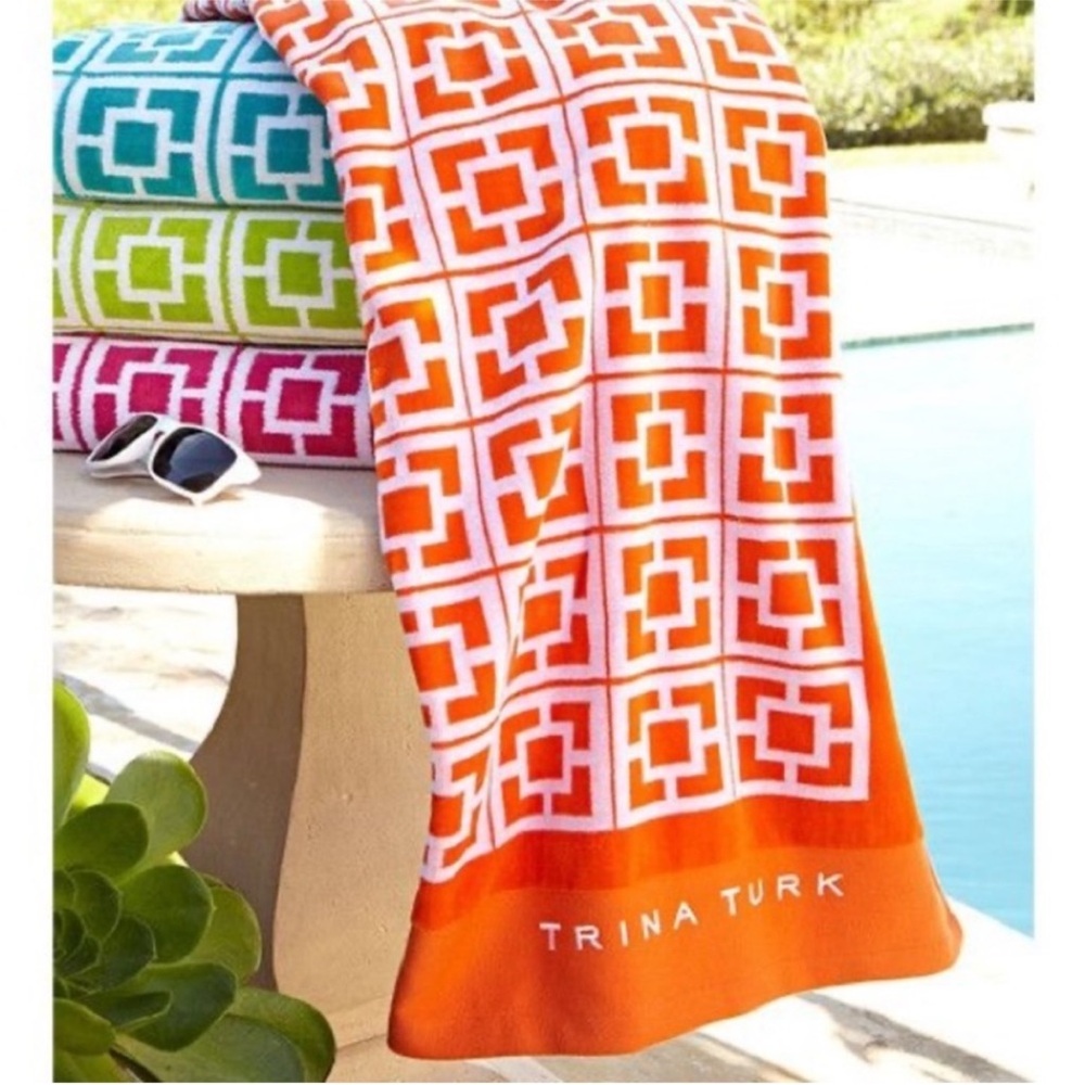 TRINA TURK Palm Spring Block Turquoise Beach Towel